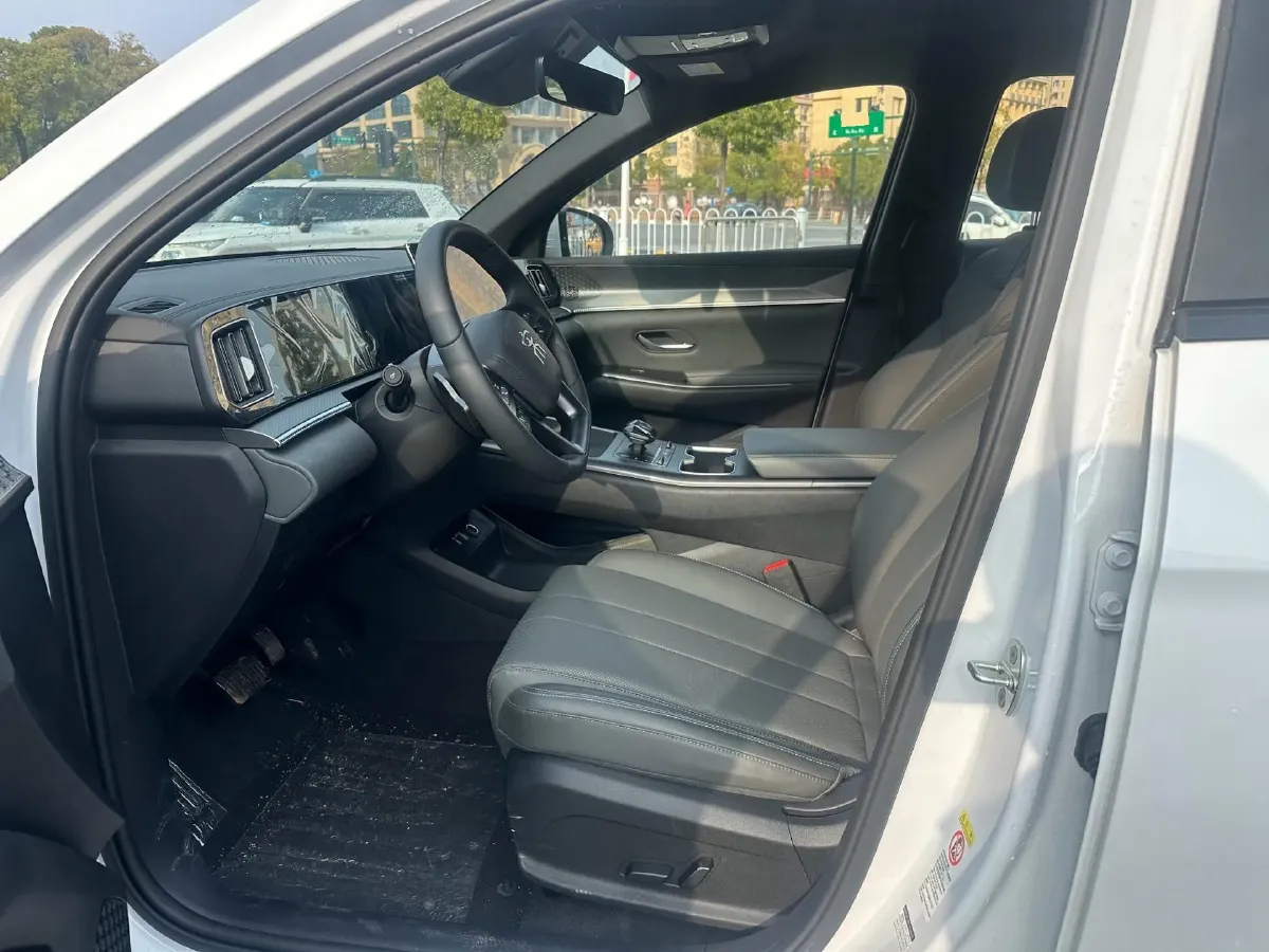 2025 BYD Song Pro 1.5L 101HP L4 E-CVT PHEV 18.3KWH,autocango,china used car exporter,china ev exporter,chinese used car exporter,chinese used ev exporter