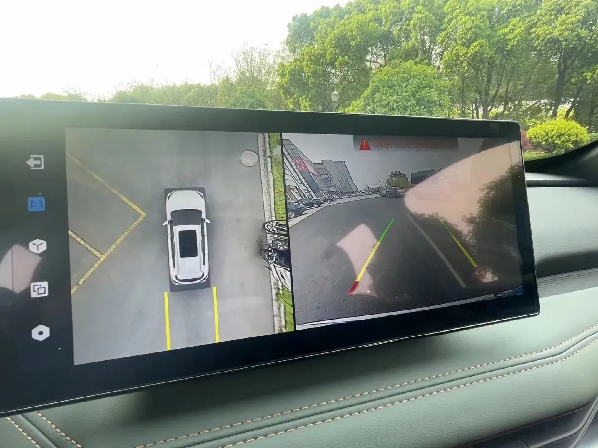 2023 Geely Okavango L 2.0T 218HP L4 7DCT,autocango,china used car exporter,china ev exporter,chinese used car exporter,chinese used ev exporter