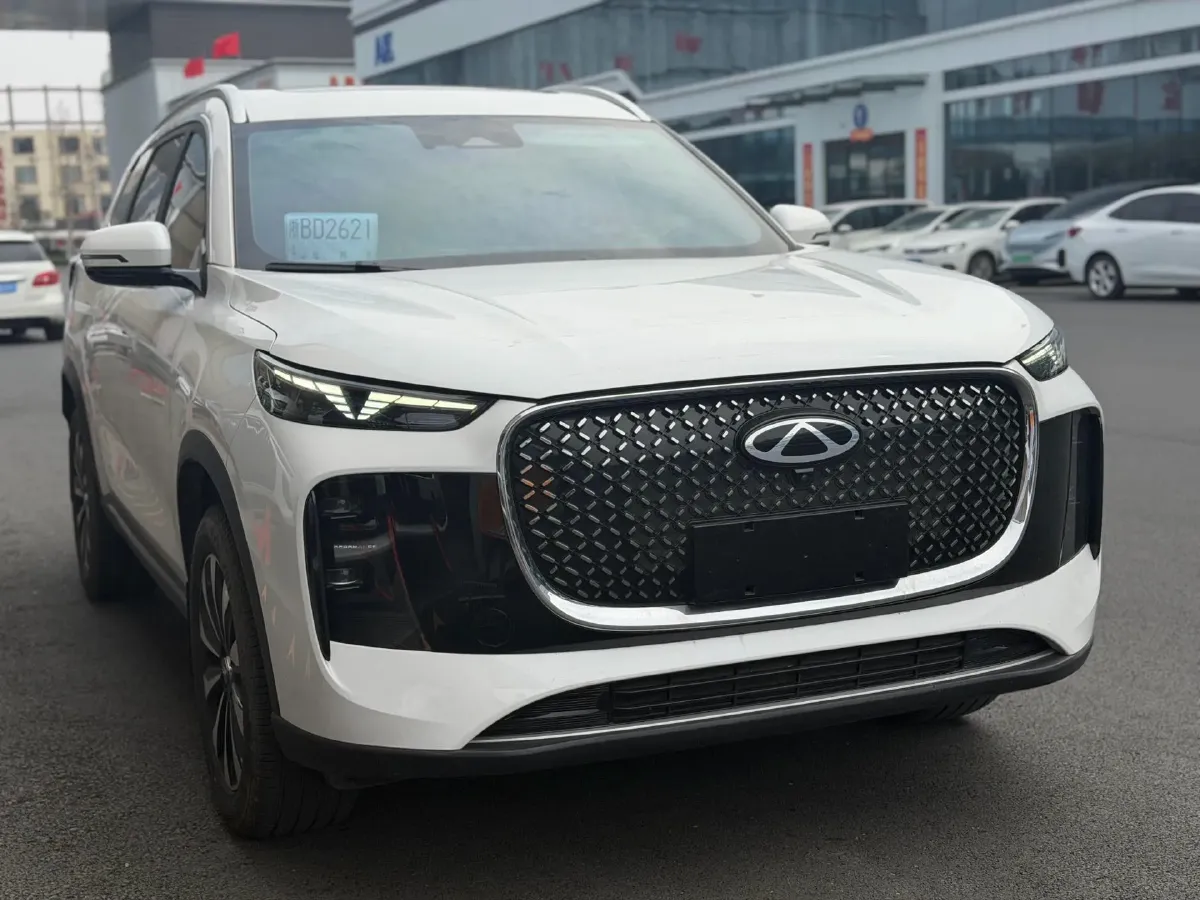 2025 Chery Tiggo 8 Plus 1.6T 197HP L4 7DCT,autocango,china used car exporter,china ev exporter,chinese used car exporter,chinese used ev exporter