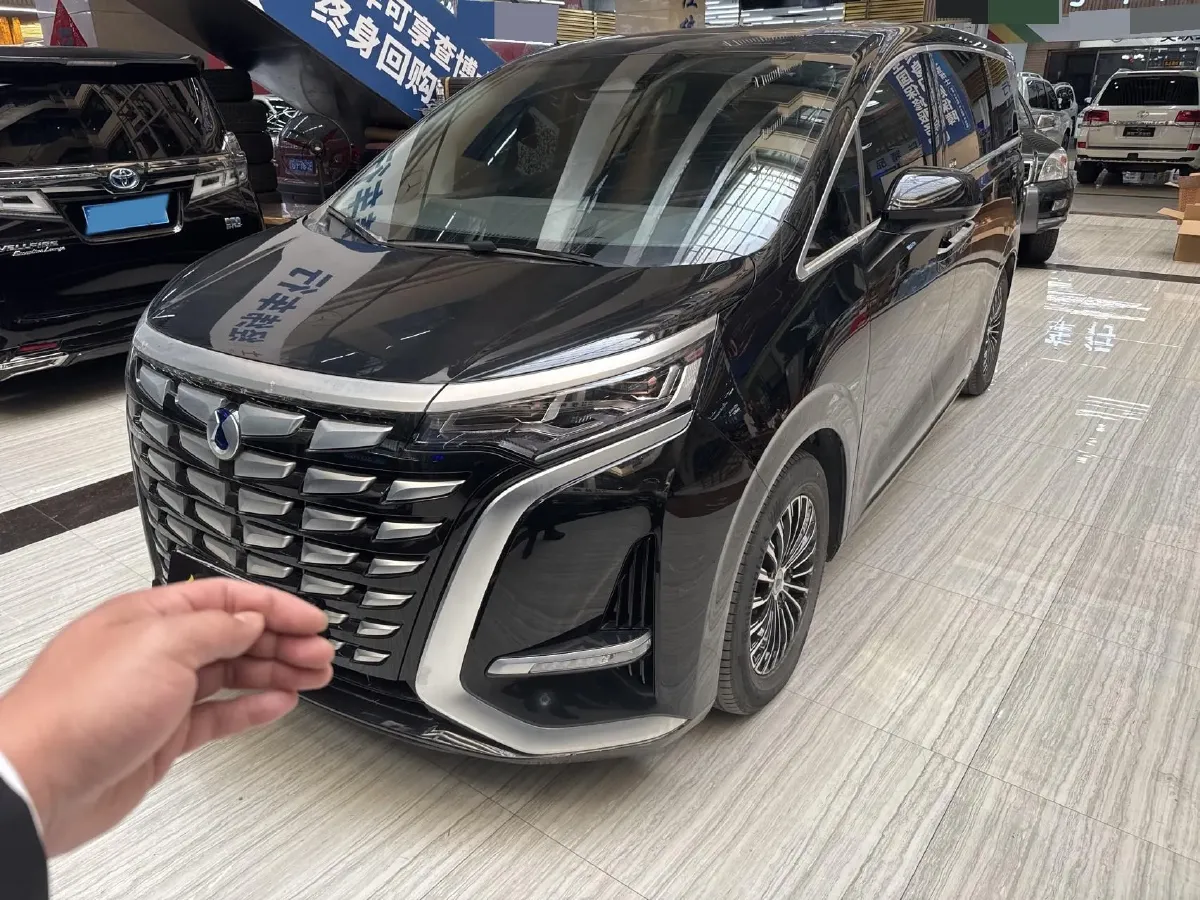 2022 Mercedes-Benz GLC Class 2.0T 197HP L4 9AT,autocango,china used car exporter,china ev exporter,chinese used car exporter,chinese used ev exporter