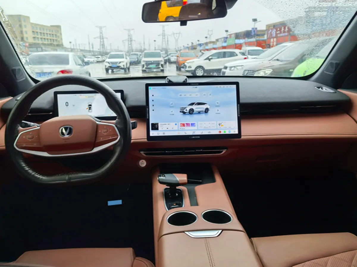 2024 ChangAn UNI-Z 1.5L 98HP L4 E-CVT PHEV 18.4KWH,autocango,china used car exporter,china ev exporter,chinese used car exporter,chinese used ev exporter