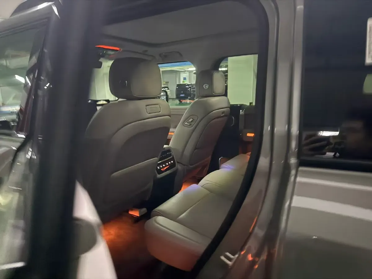 2025 Jetour Zongheng G700 2.0T 211HP L4 2DHT PHEV,autocango,china used car exporter,china ev exporter,chinese used car exporter,chinese used ev exporter