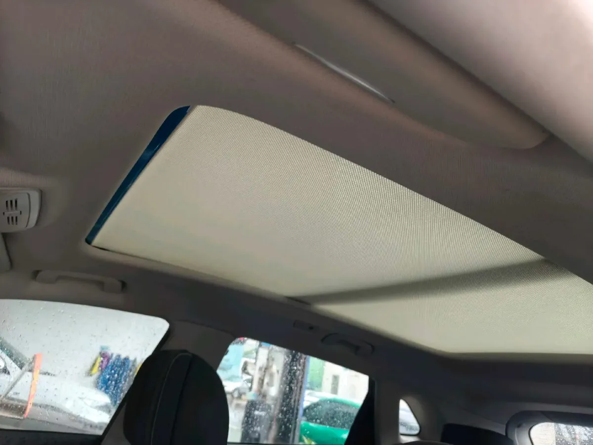 2022 HongQi HS5 2.0T 224HP L4 6AT,autocango,china used car exporter,china ev exporter,chinese used car exporter,chinese used ev exporter