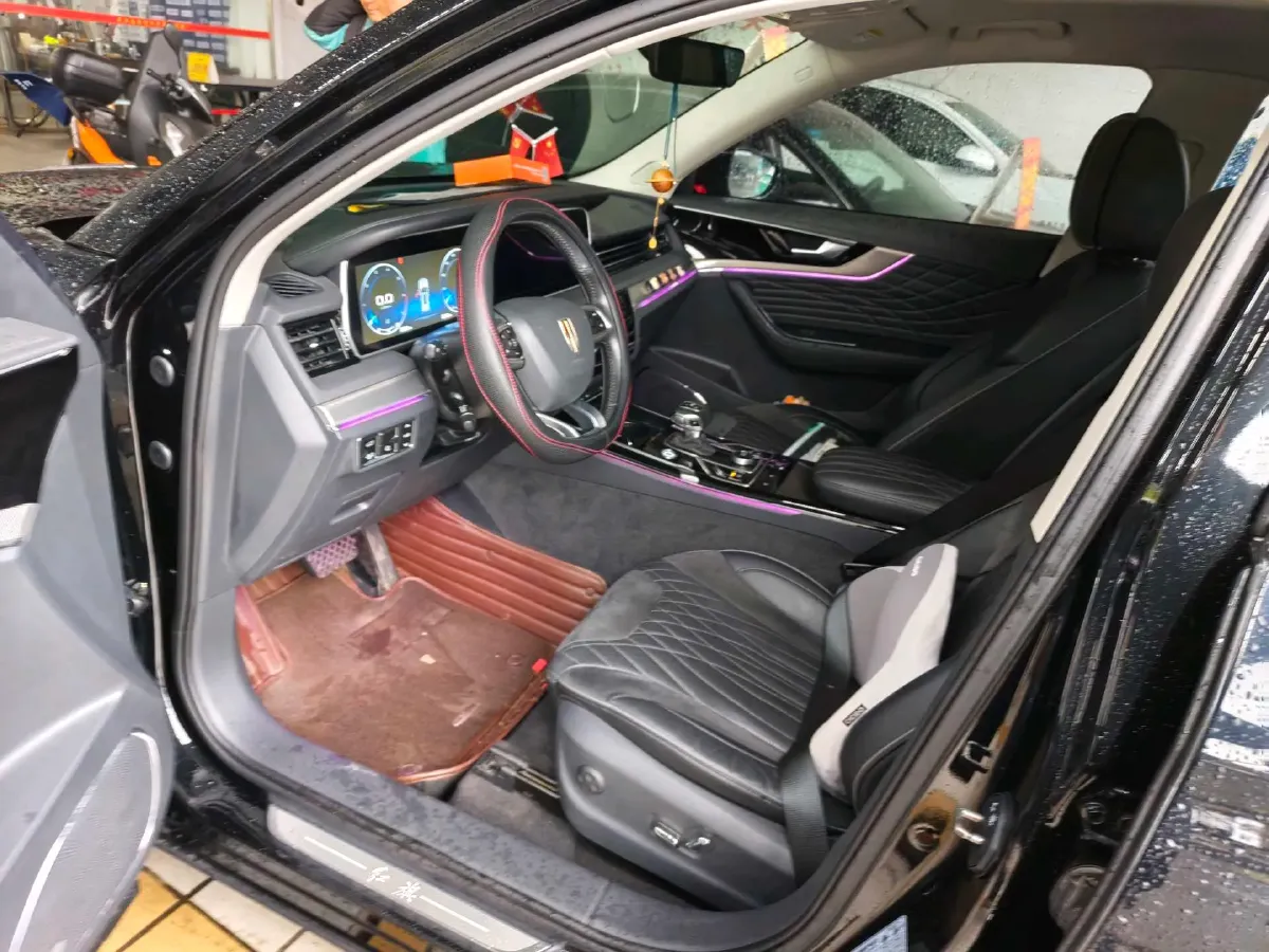 2022 HongQi HS5 2.0T 224HP L4 6AT,autocango,china used car exporter,china ev exporter,chinese used car exporter,chinese used ev exporter