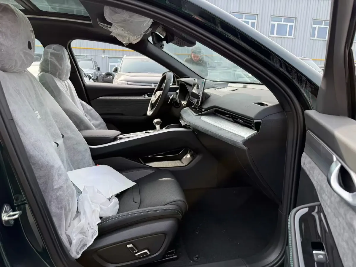 2023 Geely Preface 2.0T 190HP L4 7DCT,autocango,china used car exporter,china ev exporter,chinese used car exporter,chinese used ev exporter