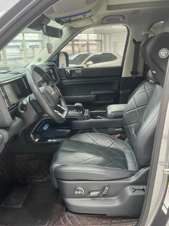 2023 FangChengBao Bao 5 1.5T 194HP L4 E-CVT PHEV 31.8KWH,autocango,china used car exporter,china ev exporter,chinese used car exporter,chinese used ev exporter