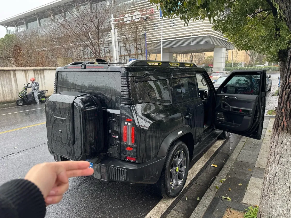 2023 Jetour Traveller 2.0T 254HP L4 7DCT,autocango,china used car exporter,china ev exporter,chinese used car exporter,chinese used ev exporter