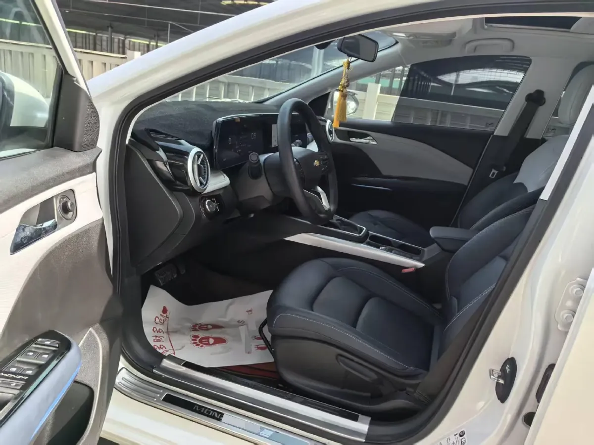 2023 Chevrolet Monza 1.5L 113HP L4 6DCT,autocango,china used car exporter,china ev exporter,chinese used car exporter,chinese used ev exporter