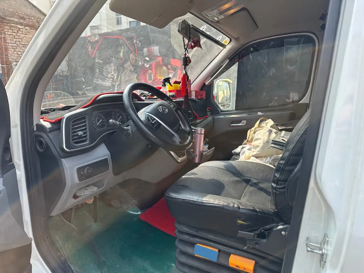 2019 JAC T8 2.0T 190HP L4 6MT,autocango,china used car exporter,china ev exporter,chinese used car exporter,chinese used ev exporter