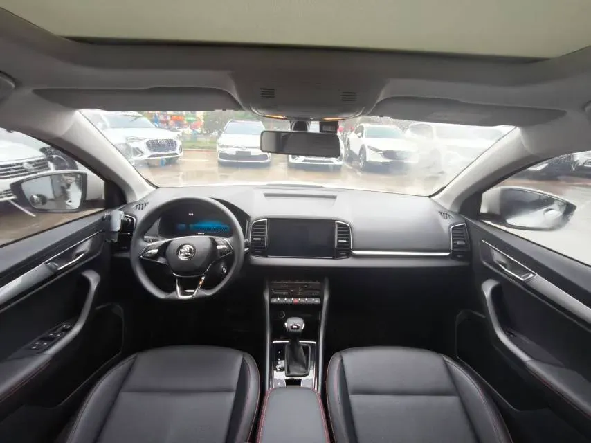 2022 Skoda Karoq 1.4T 150HP L4 7DCT,autocango,china used car exporter,china ev exporter,chinese used car exporter,chinese used ev exporter
