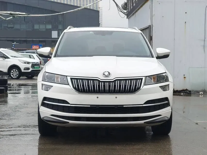 2022 Skoda Karoq 1.4T 150HP L4 7DCT,autocango,china used car exporter,china ev exporter,chinese used car exporter,chinese used ev exporter
