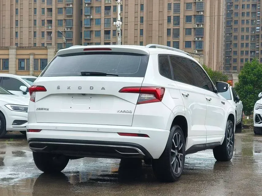 2022 Skoda Karoq 1.4T 150HP L4 7DCT,autocango,china used car exporter,china ev exporter,chinese used car exporter,chinese used ev exporter