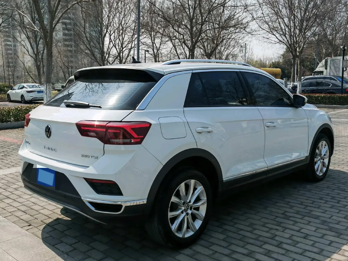 2022 Volkswagen T-Roc 1.4T 150HP L4 7DCT,autocango,china used car exporter,china ev exporter,chinese used car exporter,chinese used ev exporter