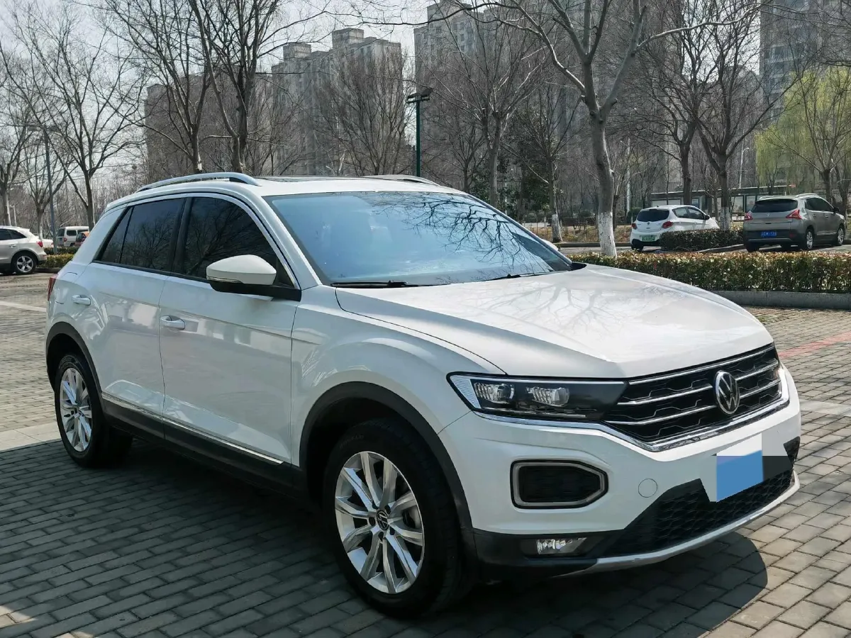 2022 Volkswagen T-Roc 1.4T 150HP L4 7DCT,autocango,china used car exporter,china ev exporter,chinese used car exporter,chinese used ev exporter