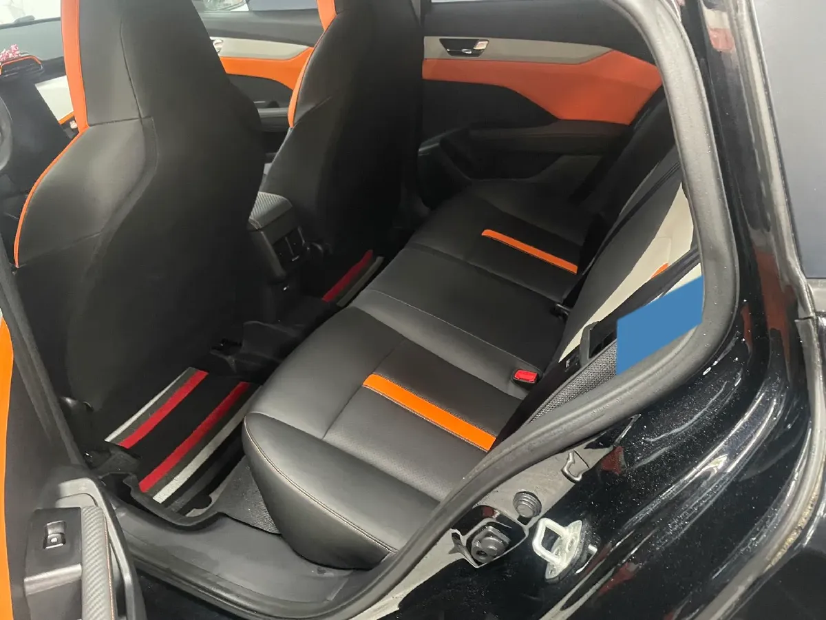 2023 DongFeng Aeolus YiXuan 1.5T 197HP L4 6DCT,autocango,china used car exporter,china ev exporter,chinese used car exporter,chinese used ev exporter