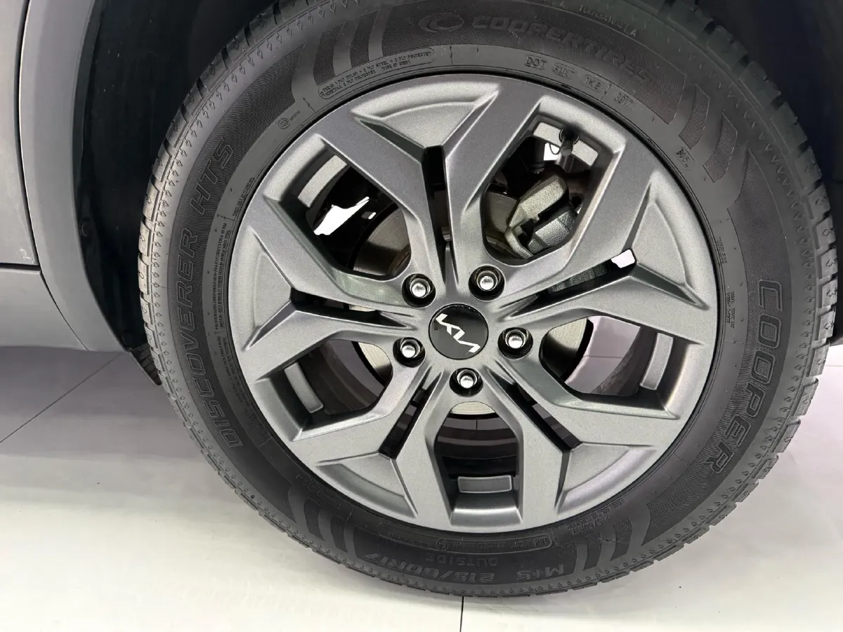 2023 Kia Seltos 1.5L 115HP L4 CVT,autocango,china used car exporter,china ev exporter,chinese used car exporter,chinese used ev exporter