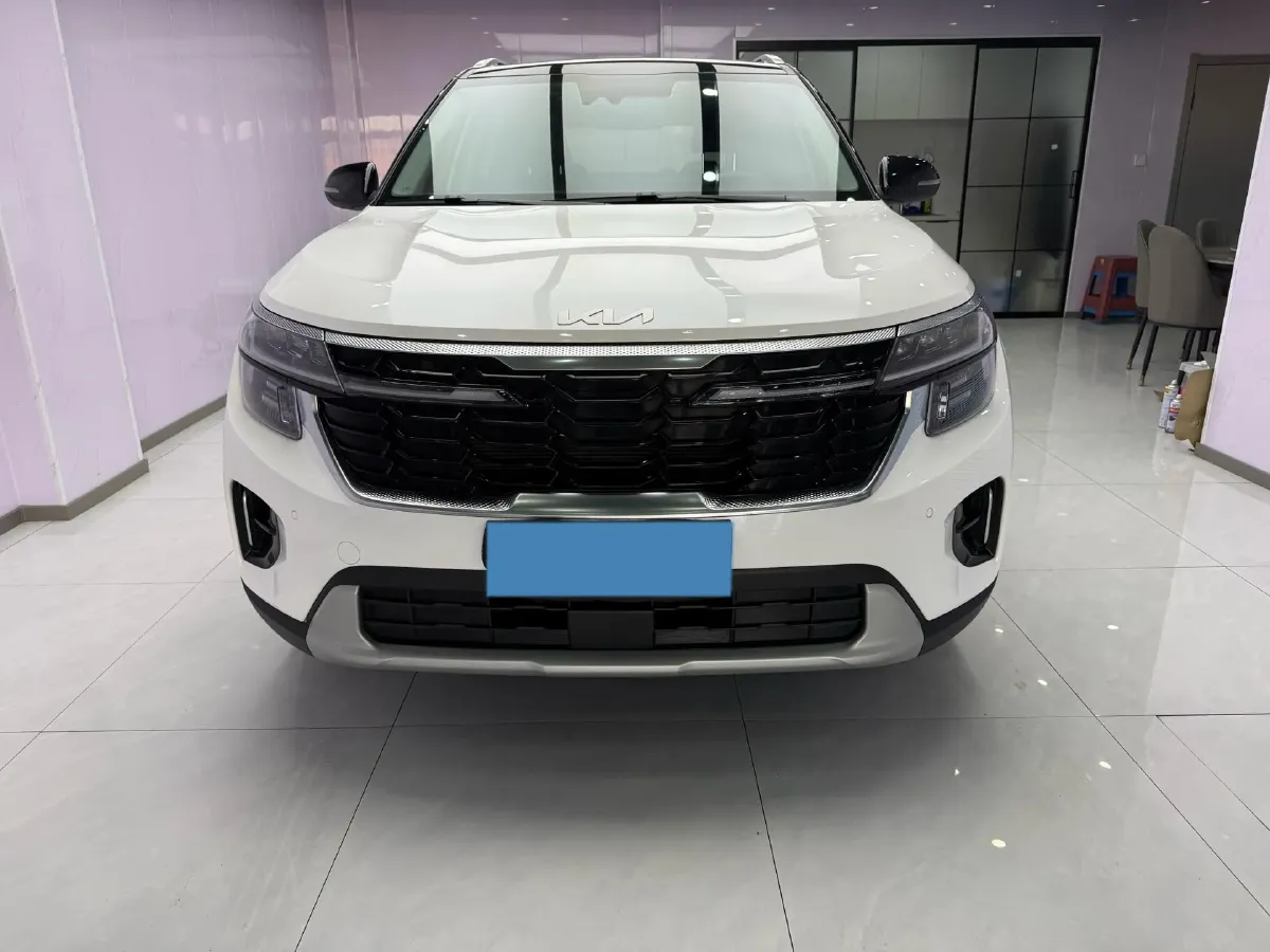 2023 Kia Seltos 1.5L 115HP L4 CVT,autocango,china used car exporter,china ev exporter,chinese used car exporter,chinese used ev exporter