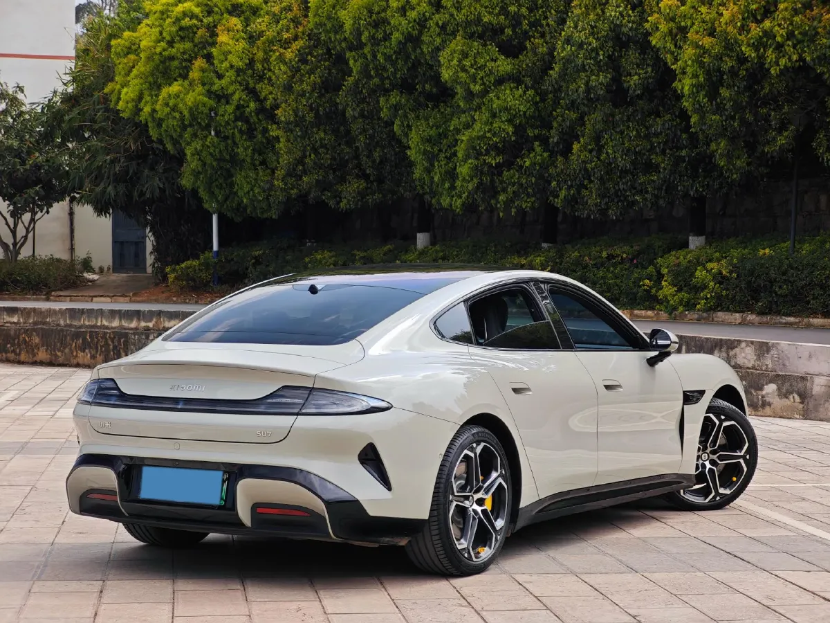 2024 MI SU7 BEV 73.6KWH,autocango,china used car exporter,china ev exporter,chinese used car exporter,chinese used ev exporter