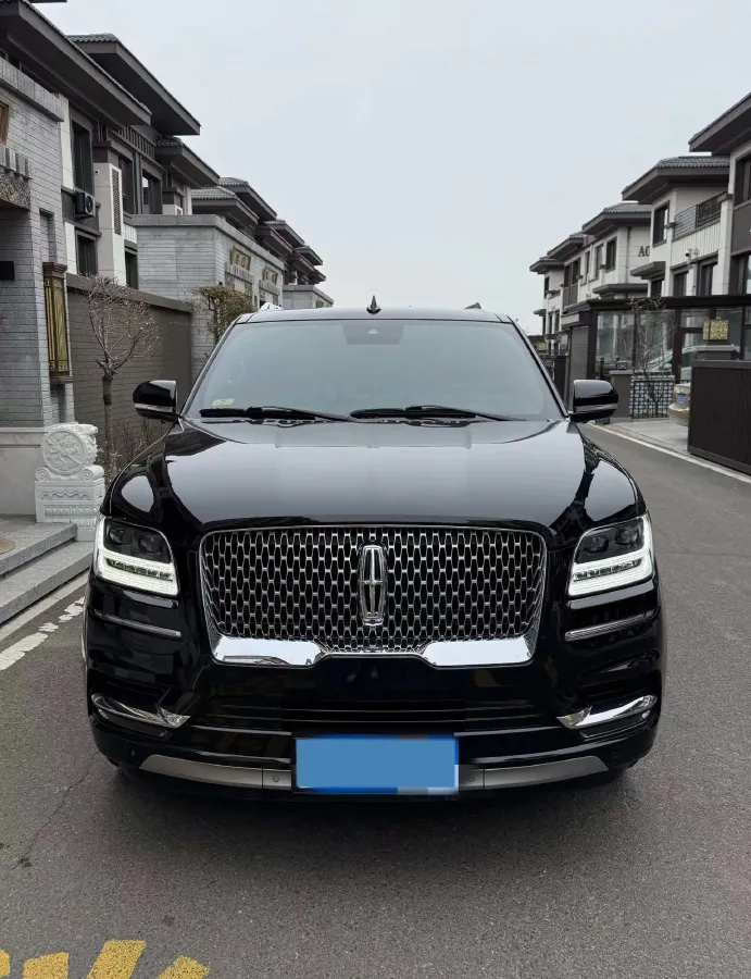 2020 Lincoln Navigator 3.5T 388HP V6 10AT,autocango,china used car exporter,china ev exporter,chinese used car exporter,chinese used ev exporter