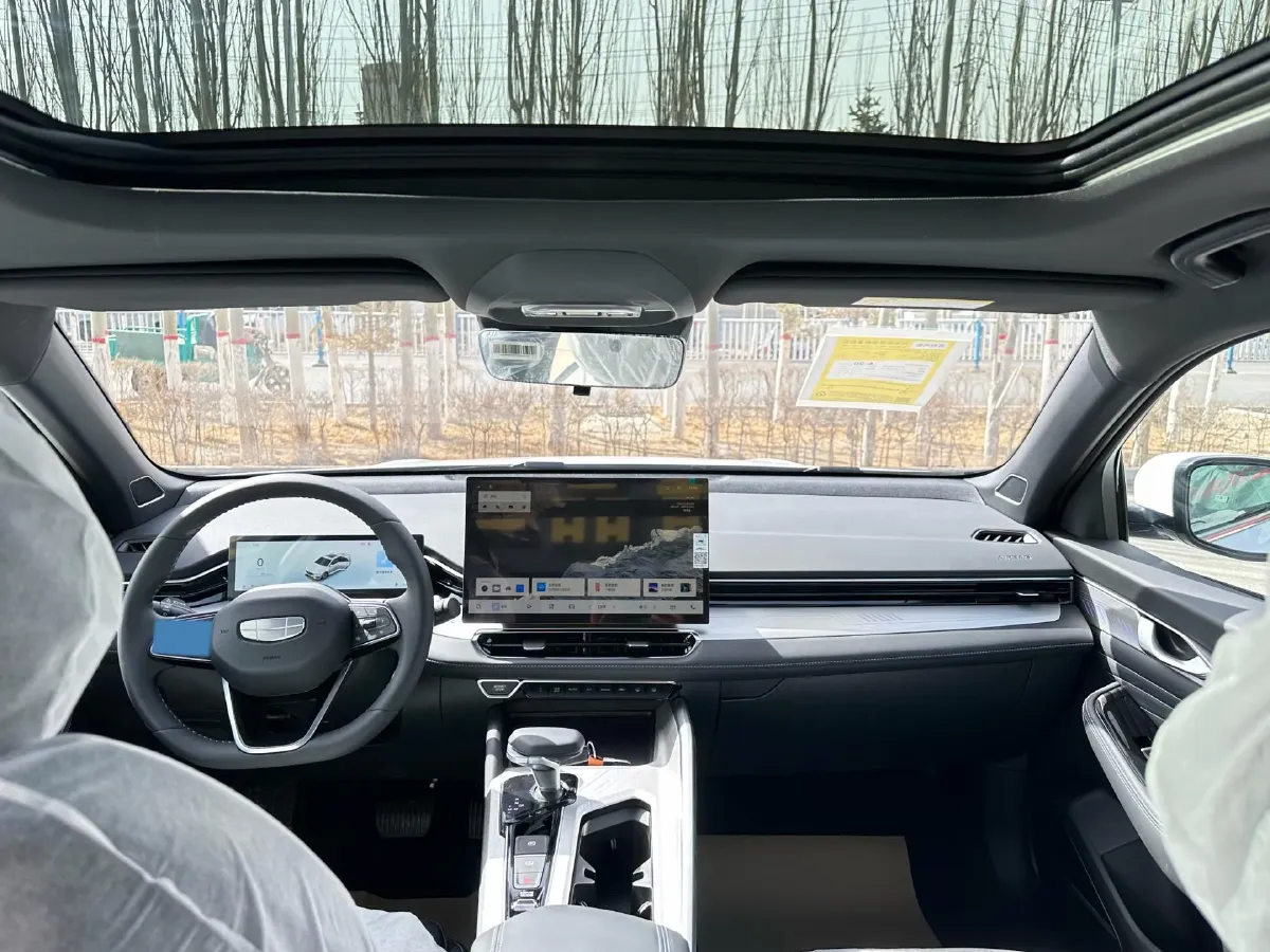 2023 Geely Preface 1.5T 181HP L4 7DCT,autocango,china used car exporter,china ev exporter,chinese used car exporter,chinese used ev exporter