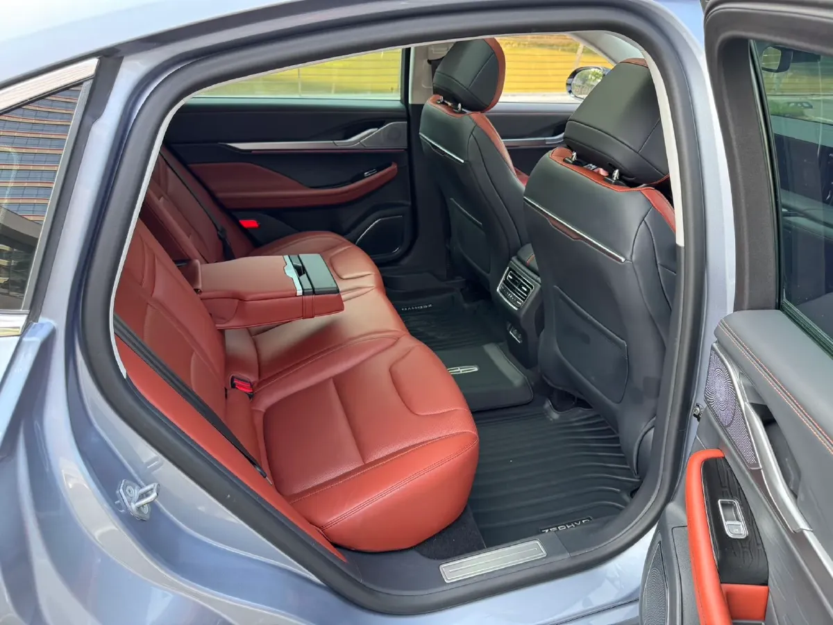 2022 Lincoln Z 2.0T 246HP L4 8AT,autocango,china used car exporter,china ev exporter,chinese used car exporter,chinese used ev exporter