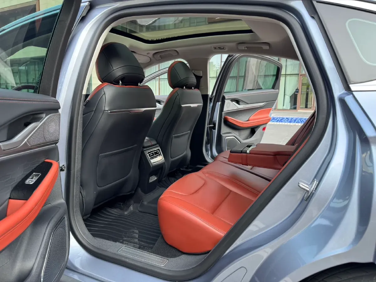 2022 Lincoln Z 2.0T 246HP L4 8AT,autocango,china used car exporter,china ev exporter,chinese used car exporter,chinese used ev exporter