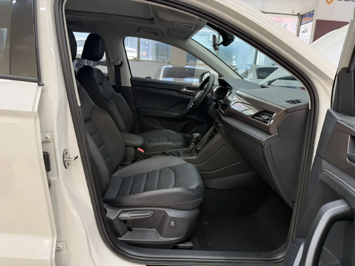 2021 Volkswagen Tharu 1.4T 150HP L4 7DCT,autocango,china used car exporter,china ev exporter,chinese used car exporter,chinese used ev exporter