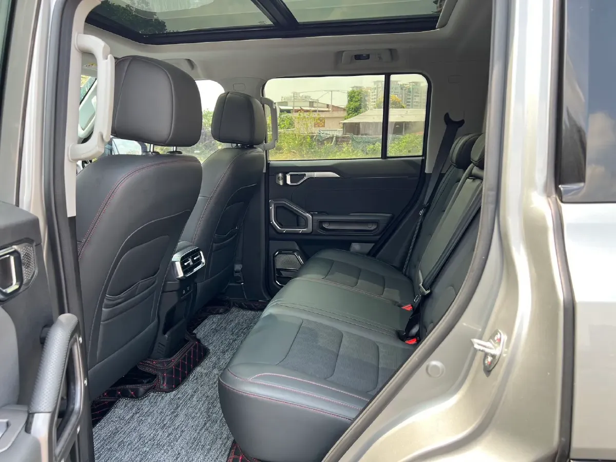 2023 Jetour Traveller 2.0T 254HP L4 7DCT,autocango,china used car exporter,china ev exporter,chinese used car exporter,chinese used ev exporter