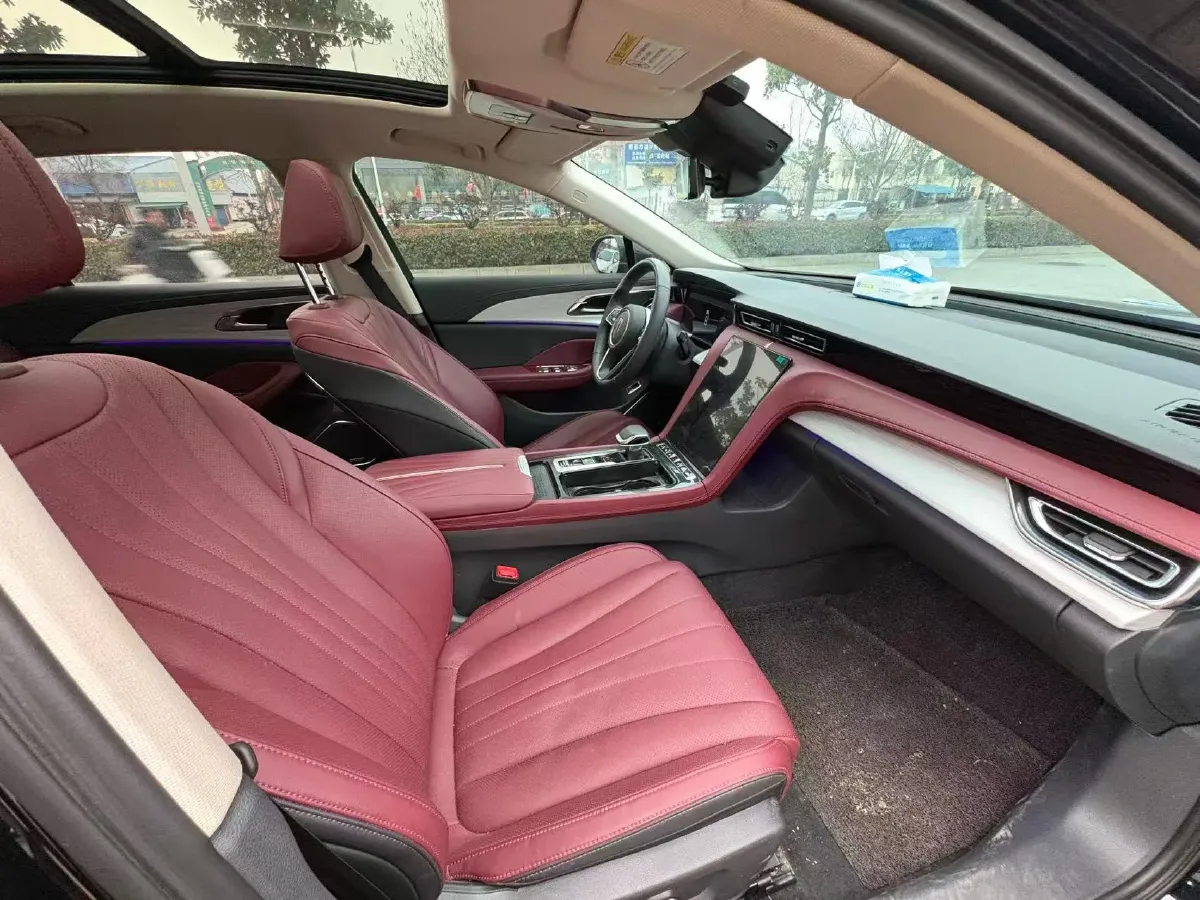 2025 HongQi H5 1.5T 169HP L4 1DHT Hybrid,autocango,china used car exporter,china ev exporter,chinese used car exporter,chinese used ev exporter