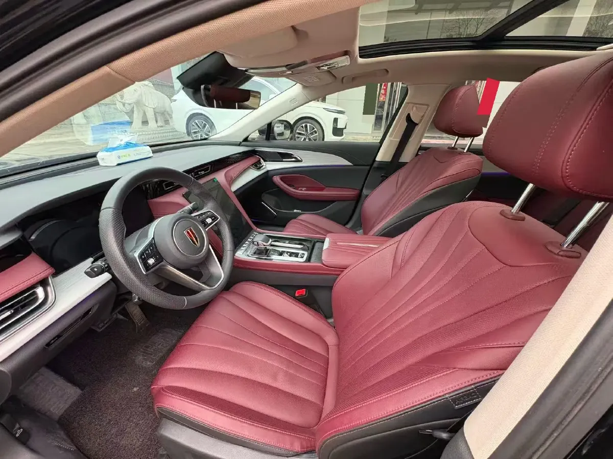 2025 HongQi H5 1.5T 169HP L4 1DHT Hybrid,autocango,china used car exporter,china ev exporter,chinese used car exporter,chinese used ev exporter