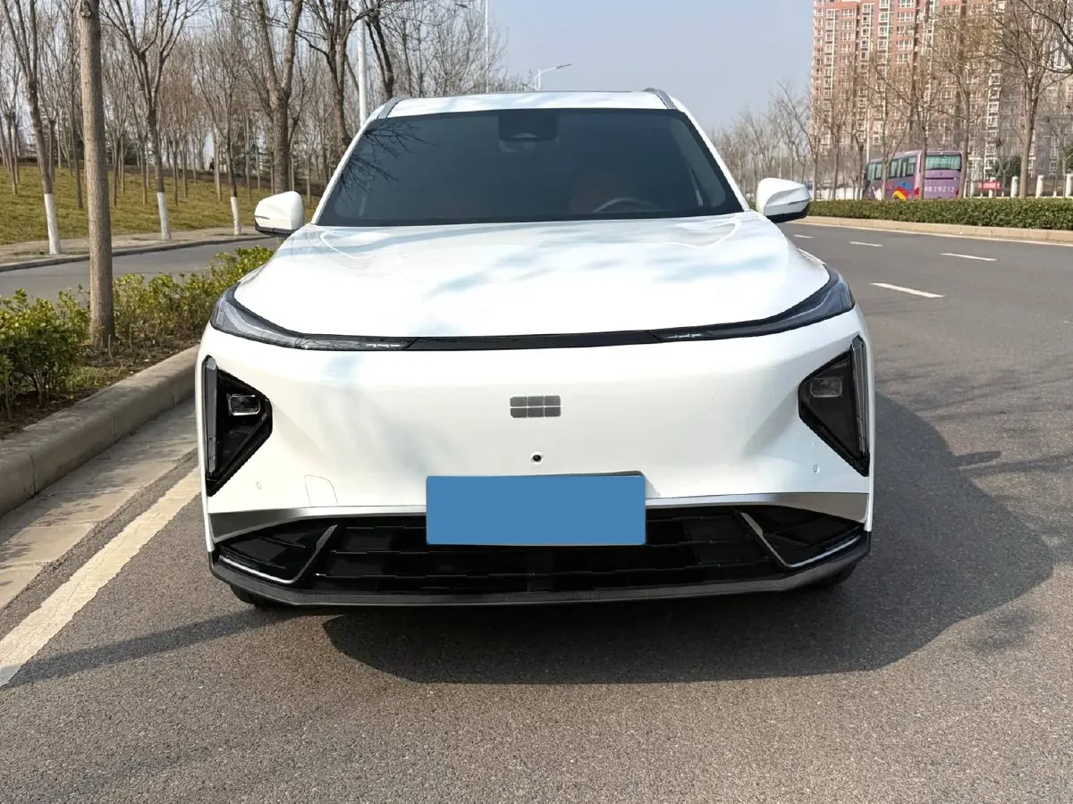 2025 Geely Galaxy L7 1.5L 112HP L4 1DHT PHEV 18.4KWH,autocango,china used car exporter,china ev exporter,chinese used car exporter,chinese used ev exporter