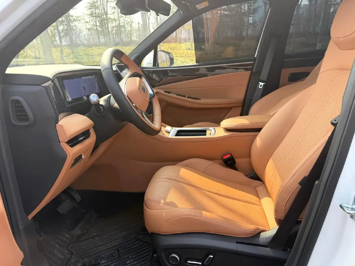 2025 Geely Galaxy L7 1.5L 112HP L4 1DHT PHEV 18.4KWH,autocango,china used car exporter,china ev exporter,chinese used car exporter,chinese used ev exporter