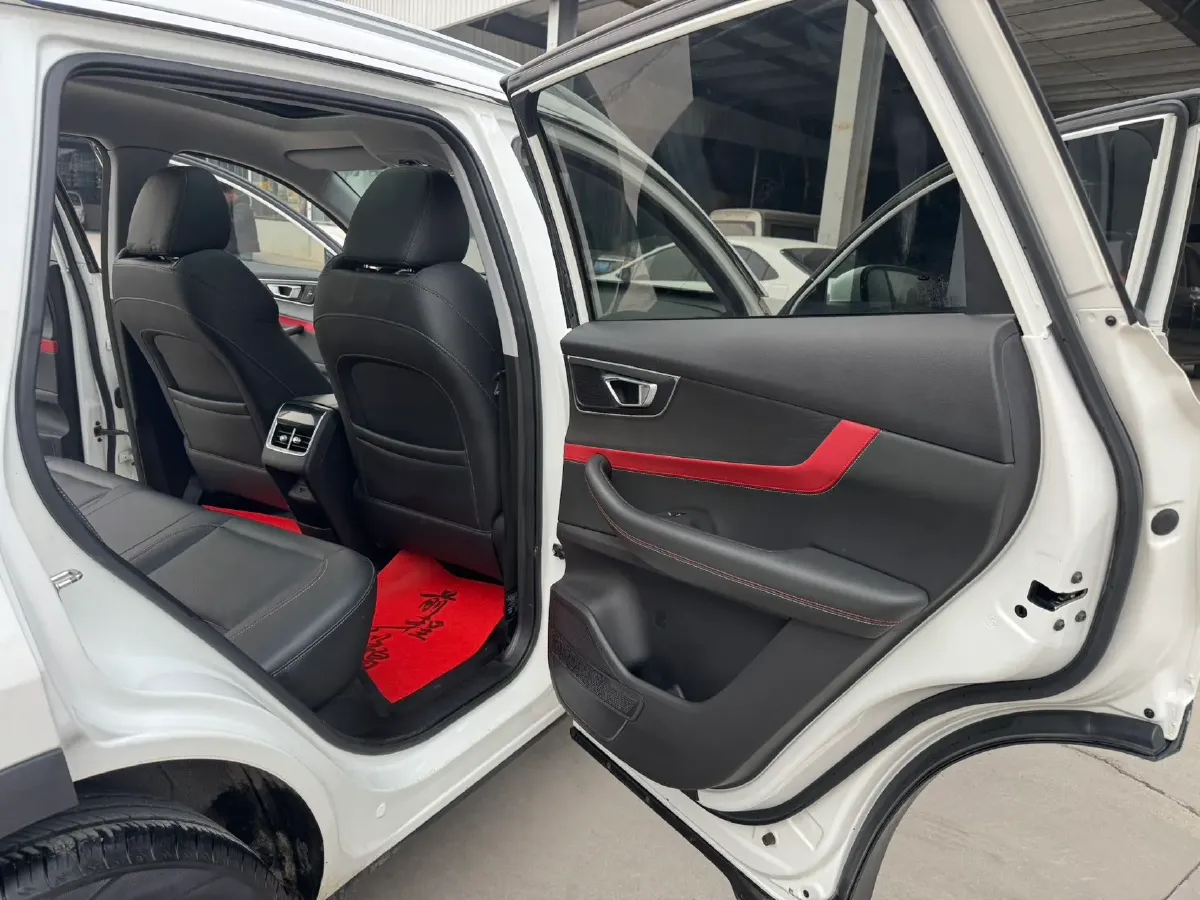 2020 Chery Tiggo 7 1.5T 156HP L4 6MT,autocango,china used car exporter,china ev exporter,chinese used car exporter,chinese used ev exporter