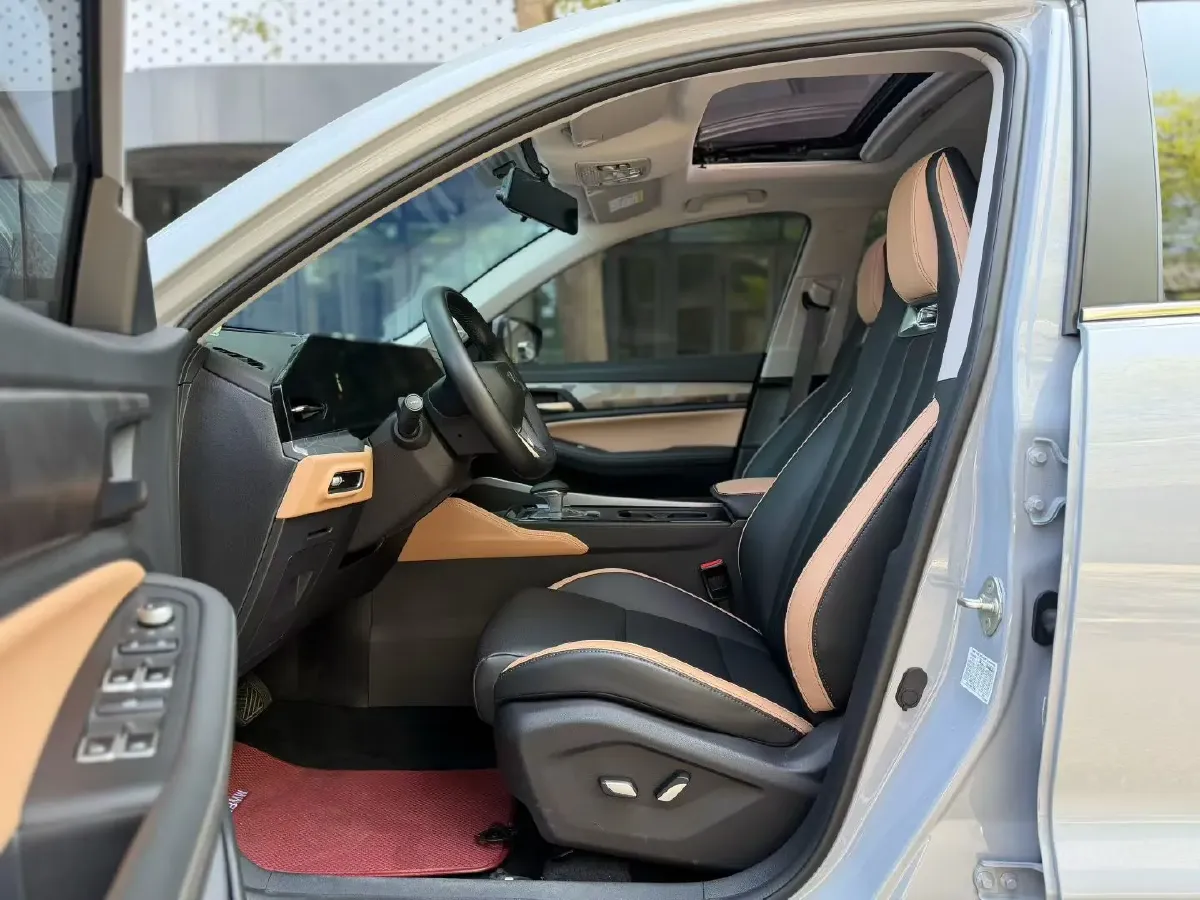 2024 Geely OkavangoPRO 1.5T 181HP L4 7DCT,autocango,china used car exporter,china ev exporter,chinese used car exporter,chinese used ev exporter