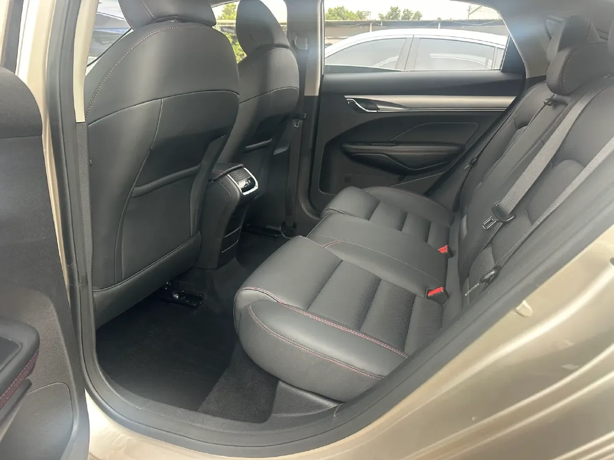 2019 Geely Binray 1.0T 136HP L3 6DCT,autocango,china used car exporter,china ev exporter,chinese used car exporter,chinese used ev exporter