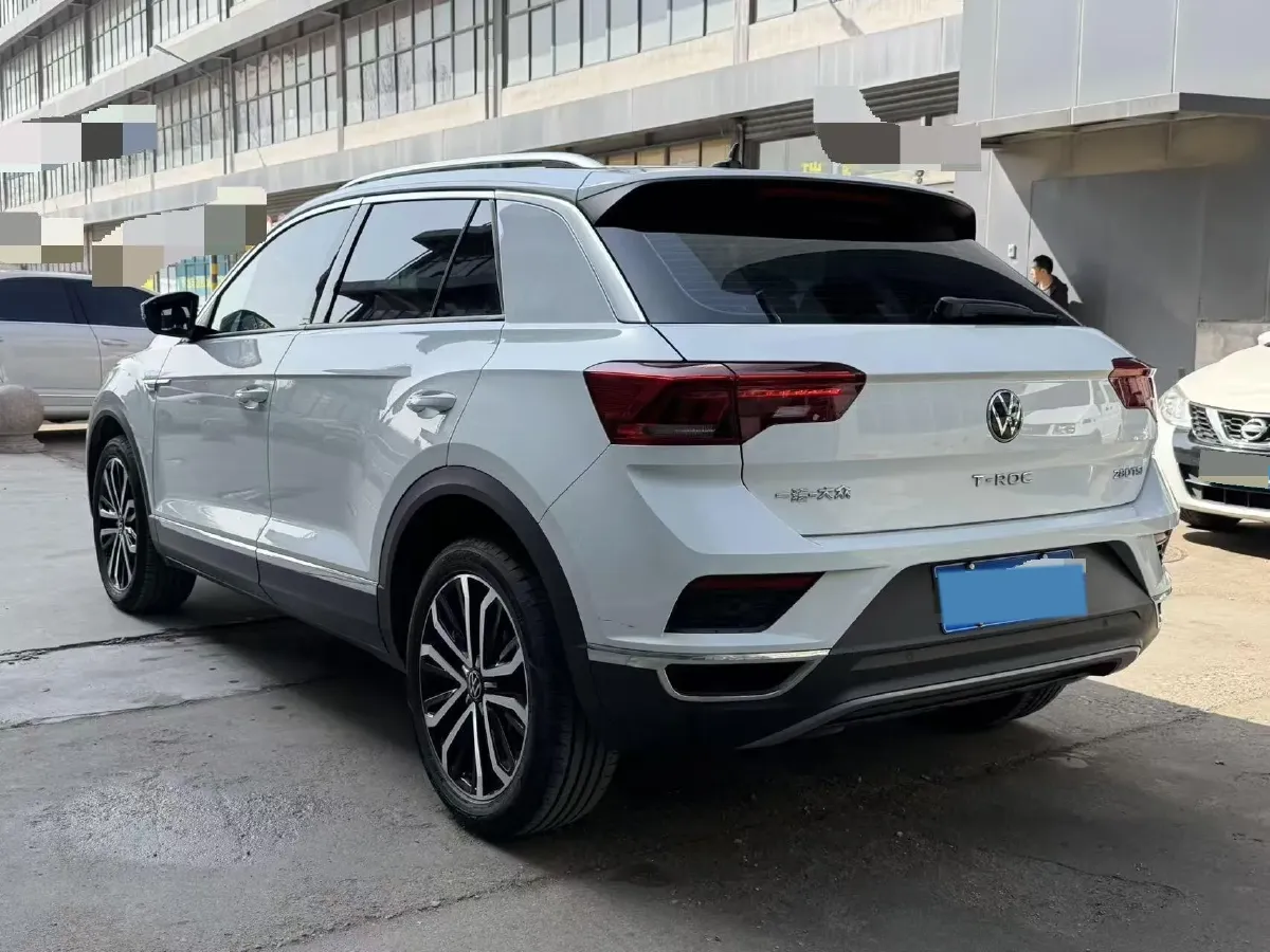 2021 Volkswagen T-Roc 1.4T 150HP L4 7DCT,autocango,china used car exporter,china ev exporter,chinese used car exporter,chinese used ev exporter