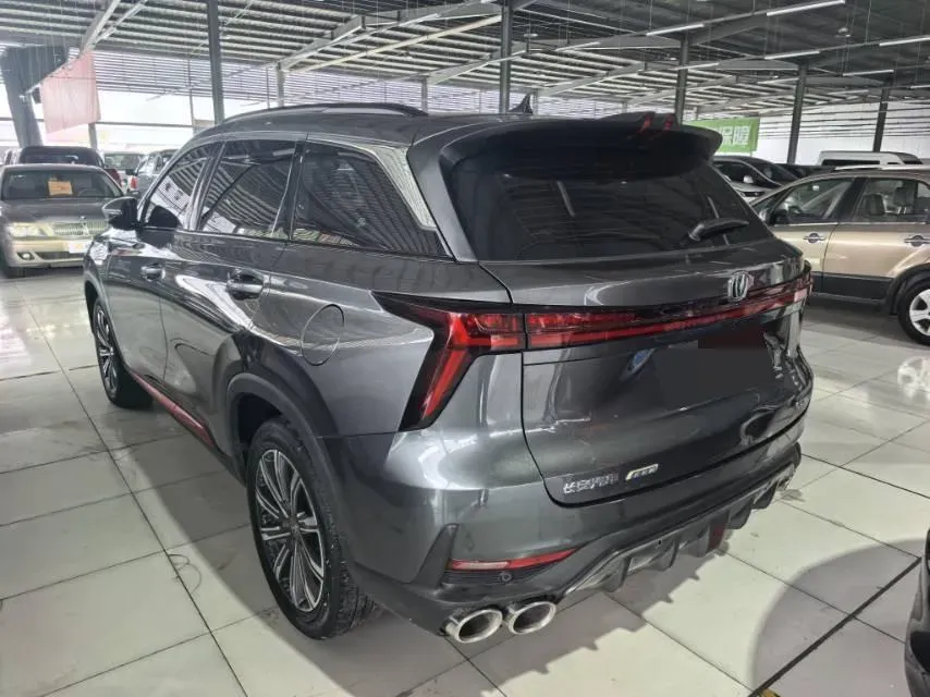 2022 ChangAn CS75 Plus 2.0T 233HP L4 8AT,autocango,china used car exporter,china ev exporter,chinese used car exporter,chinese used ev exporter