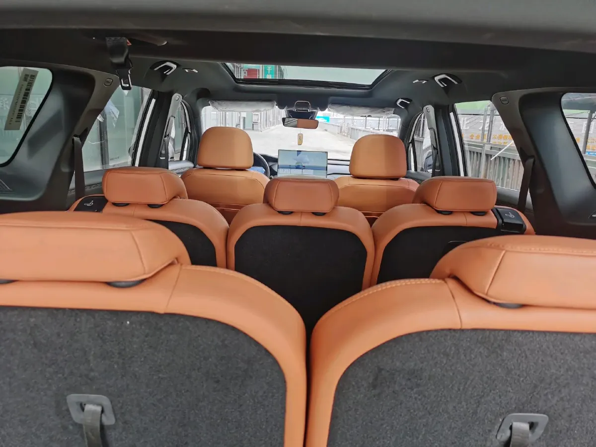 2024 Geely Okavango L 2.0T 218HP L4 7DCT,autocango,china used car exporter,china ev exporter,chinese used car exporter,chinese used ev exporter