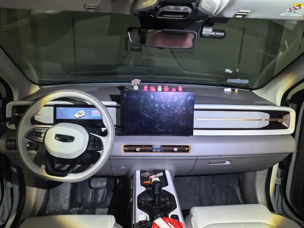 2026 Geely ICON 1.5T 181HP L4 7DCT,autocango,china used car exporter,china ev exporter,chinese used car exporter,chinese used ev exporter