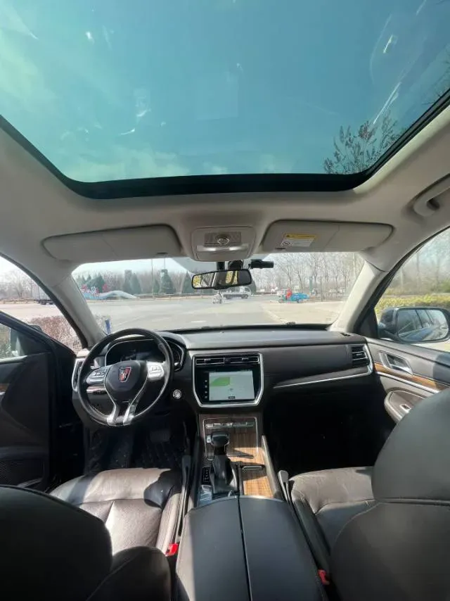 2018 Roewe RX5 2.0T 220HP L4 6DCT,autocango,china used car exporter,china ev exporter,chinese used car exporter,chinese used ev exporter