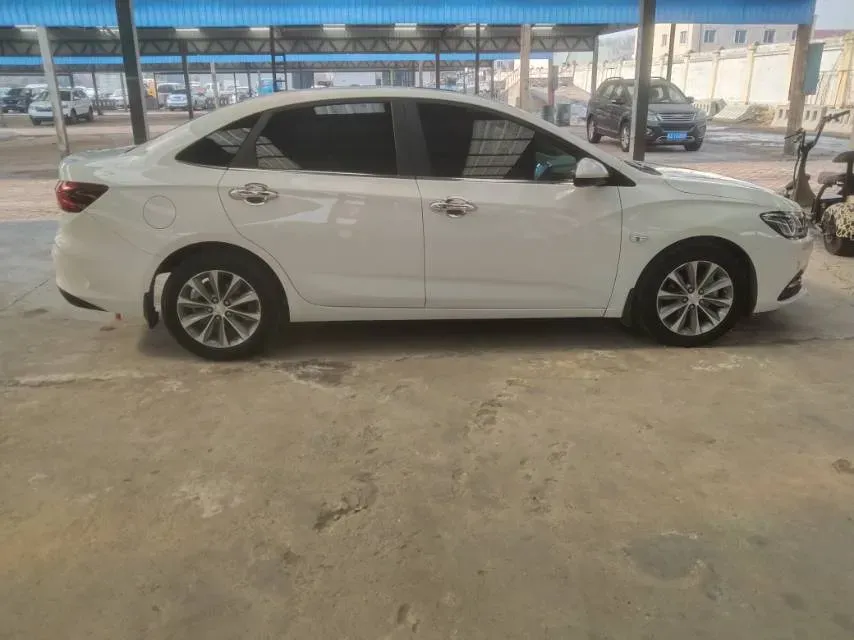 2022 Chevrolet Monza 1.5L 113HP L4 6AT,autocango,china used car exporter,china ev exporter,chinese used car exporter,chinese used ev exporter