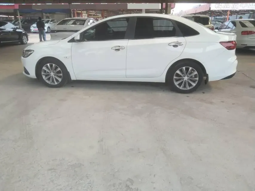 2022 Chevrolet Monza 1.5L 113HP L4 6AT,autocango,china used car exporter,china ev exporter,chinese used car exporter,chinese used ev exporter