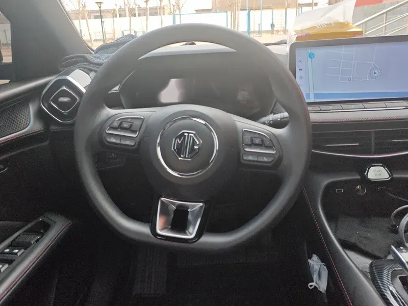 2025 MG 5 1.5T 181HP L4 7DCT,autocango,china used car exporter,china ev exporter,chinese used car exporter,chinese used ev exporter