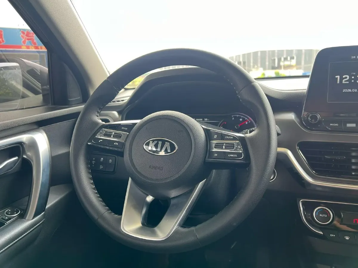 2018 Kia Sportage R 2.0L 160HP L4 6AT,autocango,china used car exporter,china ev exporter,chinese used car exporter,chinese used ev exporter