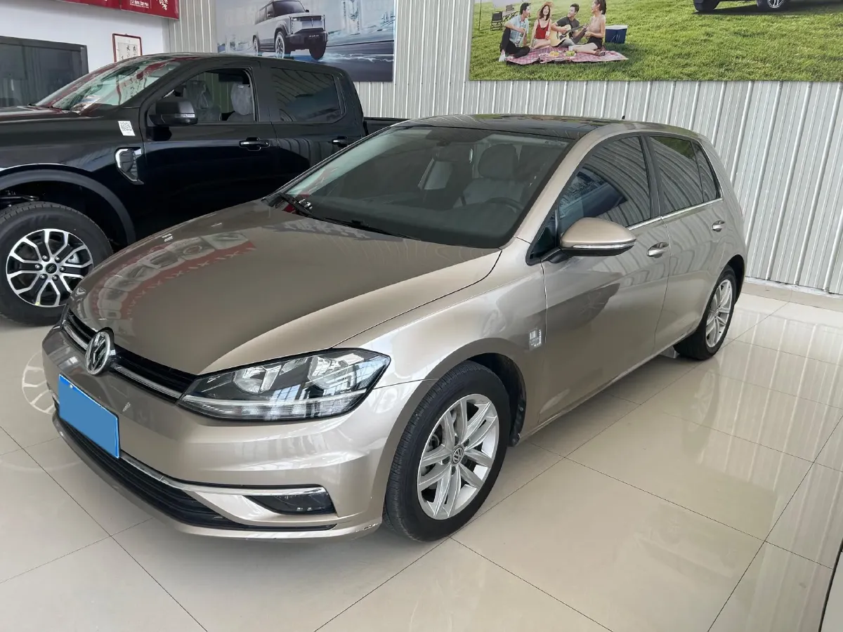 2019 Brilliance Auto V7 1.8T 231HP L4 7DCT,autocango,china used car exporter,china ev exporter,chinese used car exporter,chinese used ev exporter