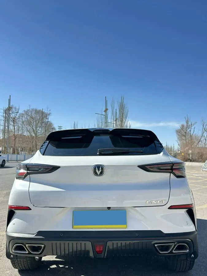 2021 ChangAn UNI-T 1.5T 180HP L4 7DCT,autocango,china used car exporter,china ev exporter,chinese used car exporter,chinese used ev exporter