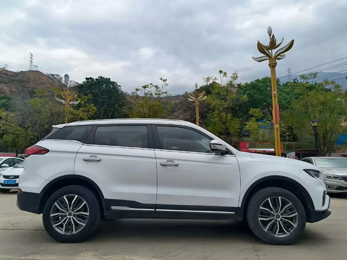 2020 Geely Azkarra 1.8T 184HP L4 7DCT,autocango,china used car exporter,china ev exporter,chinese used car exporter,chinese used ev exporter