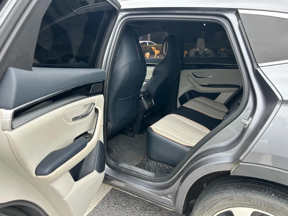 2021 Geely JiaJi 1.5T 177HP L3 7DCT PHEV 11.3KWH,autocango,china used car exporter,china ev exporter,chinese used car exporter,chinese used ev exporter