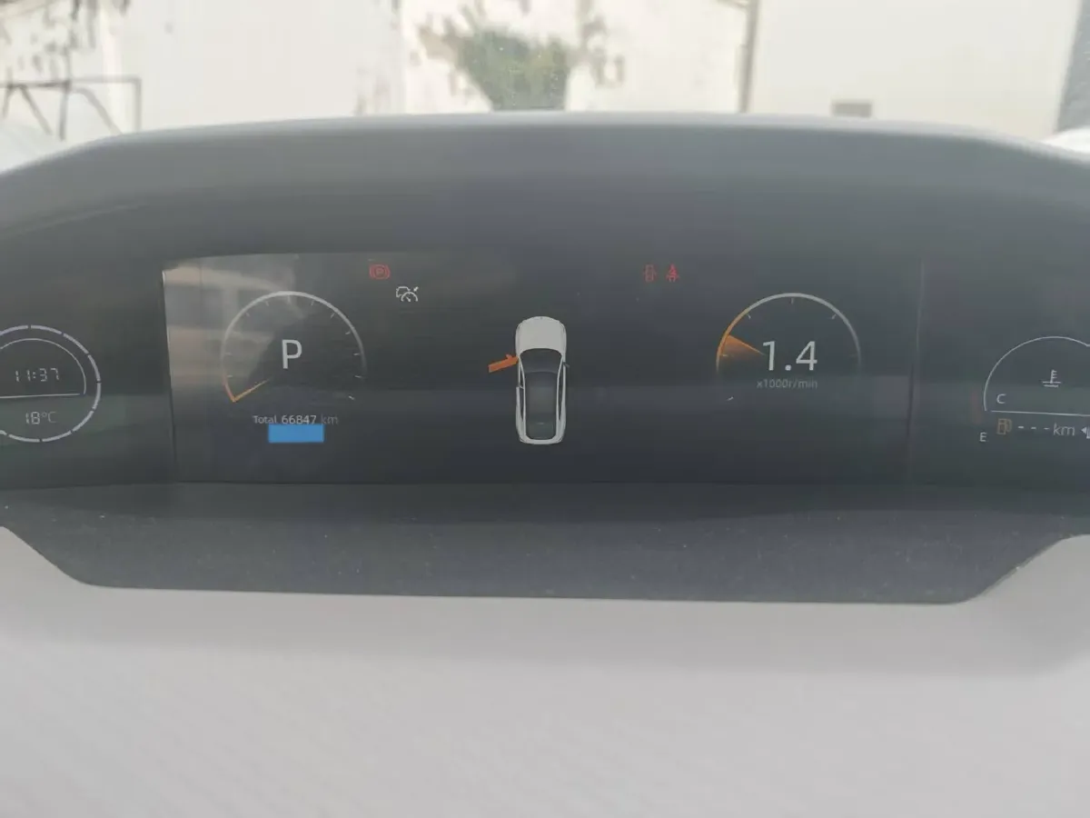 2022 ChangAn UNI-V 1.5T 188HP L4 7DCT,autocango,china used car exporter,china ev exporter,chinese used car exporter,chinese used ev exporter