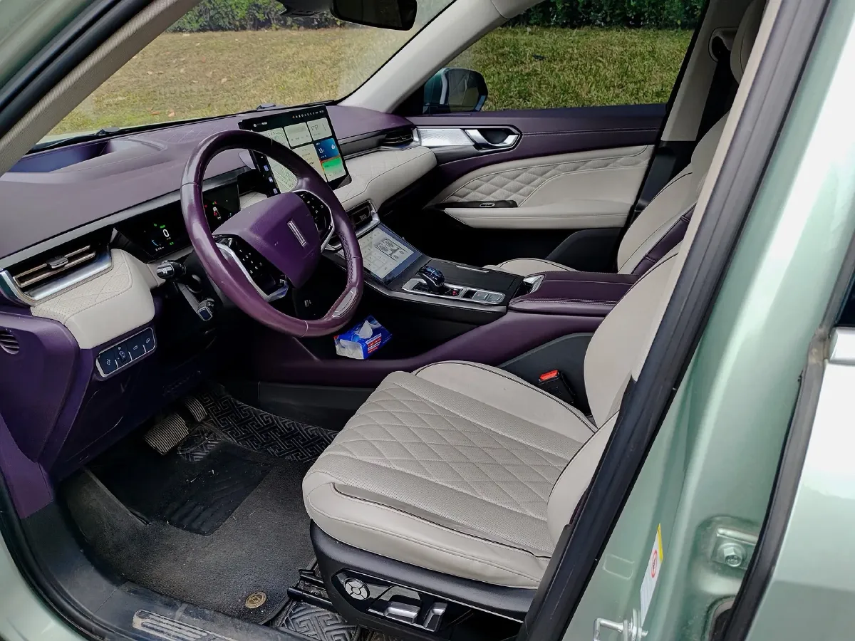 2022 WEY Latte DHT 1.5T 156HP L4 2DHT Hybrid,autocango,china used car exporter,china ev exporter,chinese used car exporter,chinese used ev exporter